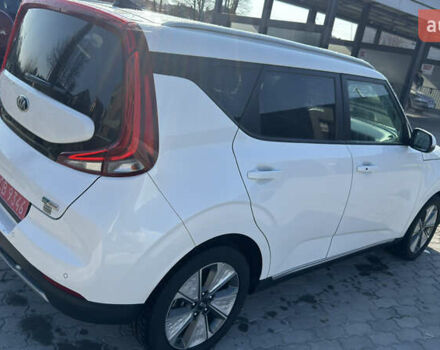 Белый Киа Soul, объемом двигателя 0 л и пробегом 147 тыс. км за 16999 $, фото 8 на Automoto.ua