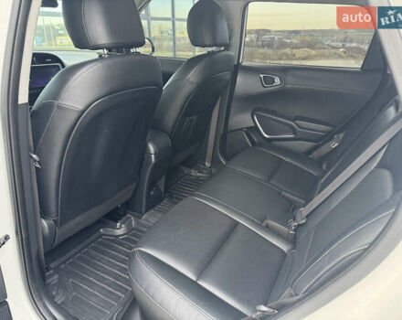 Белый Киа Soul, объемом двигателя 0 л и пробегом 122 тыс. км за 16300 $, фото 45 на Automoto.ua