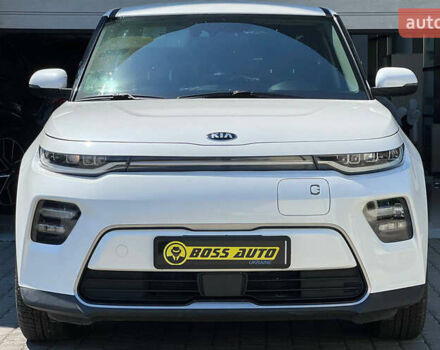 Белый Киа Soul, объемом двигателя 0 л и пробегом 73 тыс. км за 17400 $, фото 4 на Automoto.ua