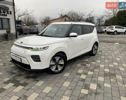 Білий Кіа Soul, об'ємом двигуна 0 л та пробігом 152 тис. км за 18999 $, фото 3 на Automoto.ua