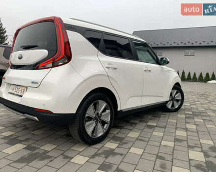 Білий Кіа Soul, об'ємом двигуна 0 л та пробігом 152 тис. км за 18999 $, фото 12 на Automoto.ua