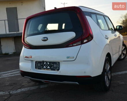 Білий Кіа Soul, об'ємом двигуна 0 л та пробігом 87 тис. км за 16150 $, фото 30 на Automoto.ua