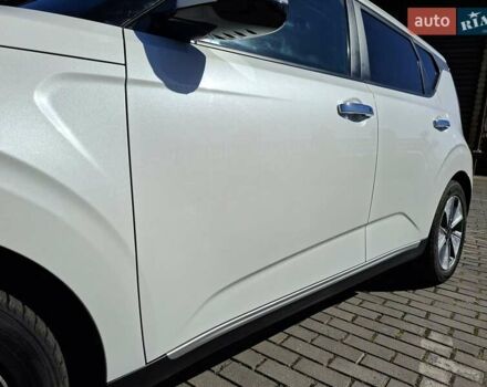 Белый Киа Soul, объемом двигателя 0 л и пробегом 146 тыс. км за 17800 $, фото 12 на Automoto.ua