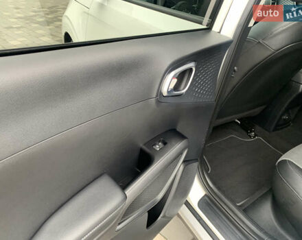 Білий Кіа Soul, об'ємом двигуна 0 л та пробігом 152 тис. км за 18999 $, фото 32 на Automoto.ua