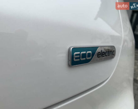 Білий Кіа Soul, об'ємом двигуна 0 л та пробігом 152 тис. км за 18999 $, фото 26 на Automoto.ua