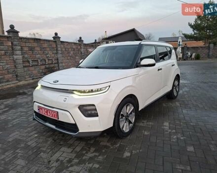 Белый Киа Soul, объемом двигателя 0 л и пробегом 147 тыс. км за 17700 $, фото 9 на Automoto.ua