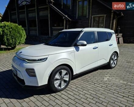 Белый Киа Soul, объемом двигателя 0 л и пробегом 146 тыс. км за 17800 $, фото 11 на Automoto.ua