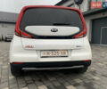 Білий Кіа Soul, об'ємом двигуна 0 л та пробігом 152 тис. км за 18999 $, фото 10 на Automoto.ua
