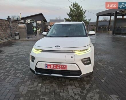 Белый Киа Soul, объемом двигателя 0 л и пробегом 147 тыс. км за 17700 $, фото 1 на Automoto.ua
