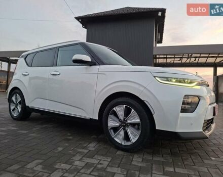 Белый Киа Soul, объемом двигателя 0 л и пробегом 147 тыс. км за 17700 $, фото 17 на Automoto.ua