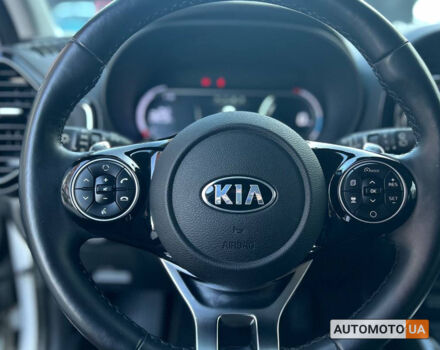 Белый Киа Soul, объемом двигателя 67 л и пробегом 28 тыс. км за 21500 $, фото 13 на Automoto.ua