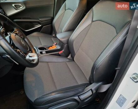 Белый Киа Soul, объемом двигателя 0 л и пробегом 147 тыс. км за 17700 $, фото 37 на Automoto.ua