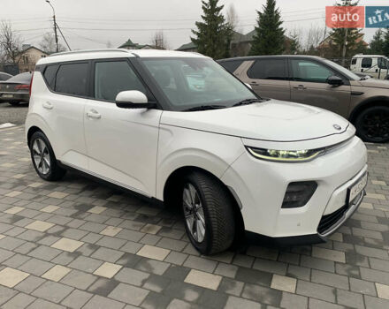 Білий Кіа Soul, об'ємом двигуна 0 л та пробігом 152 тис. км за 18999 $, фото 16 на Automoto.ua