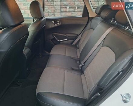 Белый Киа Soul, объемом двигателя 0 л и пробегом 147 тыс. км за 17700 $, фото 19 на Automoto.ua