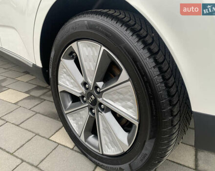 Білий Кіа Soul, об'ємом двигуна 0 л та пробігом 152 тис. км за 18999 $, фото 23 на Automoto.ua