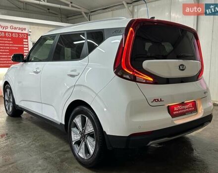 Білий Кіа Soul, об'ємом двигуна 0 л та пробігом 44 тис. км за 20700 $, фото 24 на Automoto.ua