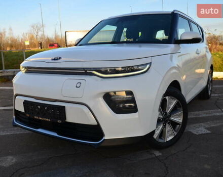 Білий Кіа Soul, об'ємом двигуна 0 л та пробігом 87 тис. км за 16150 $, фото 3 на Automoto.ua