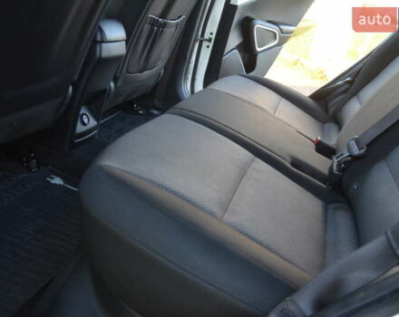 Білий Кіа Soul, об'ємом двигуна 0 л та пробігом 87 тис. км за 16150 $, фото 52 на Automoto.ua