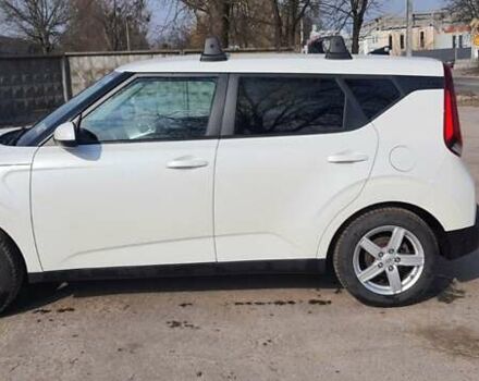 Белый Киа Soul, объемом двигателя 2 л и пробегом 78 тыс. км за 14100 $, фото 4 на Automoto.ua
