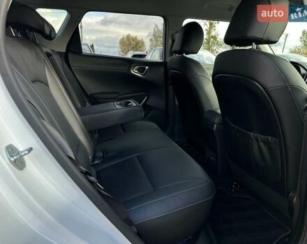 Білий Кіа Soul, об'ємом двигуна 0 л та пробігом 44 тис. км за 20700 $, фото 94 на Automoto.ua