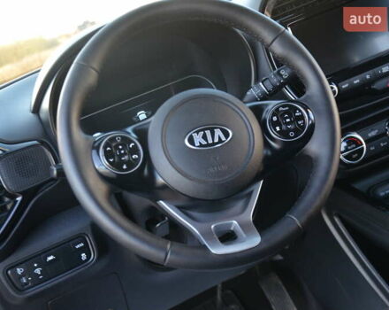 Білий Кіа Soul, об'ємом двигуна 0 л та пробігом 87 тис. км за 16150 $, фото 54 на Automoto.ua