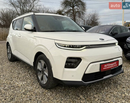 Белый Киа Soul, объемом двигателя 0 л и пробегом 26 тыс. км за 21500 $, фото 24 на Automoto.ua