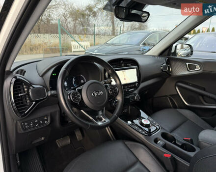 Белый Киа Soul, объемом двигателя 0 л и пробегом 26 тыс. км за 21500 $, фото 36 на Automoto.ua