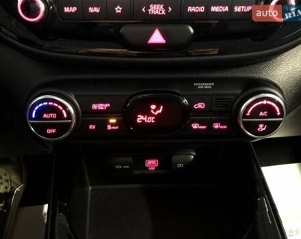 Белый Киа Soul, объемом двигателя 0 л и пробегом 40 тыс. км за 17900 $, фото 27 на Automoto.ua