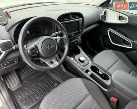 Белый Киа Soul, объемом двигателя 0 л и пробегом 70 тыс. км за 18200 $, фото 11 на Automoto.ua