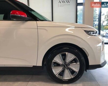 Белый Киа Soul, объемом двигателя 0 л и пробегом 40 тыс. км за 17490 $, фото 2 на Automoto.ua