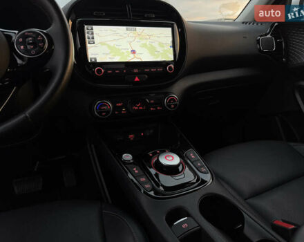 Белый Киа Soul, объемом двигателя 0 л и пробегом 26 тыс. км за 21500 $, фото 86 на Automoto.ua