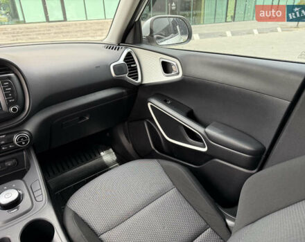 Белый Киа Soul, объемом двигателя 0 л и пробегом 70 тыс. км за 18200 $, фото 14 на Automoto.ua