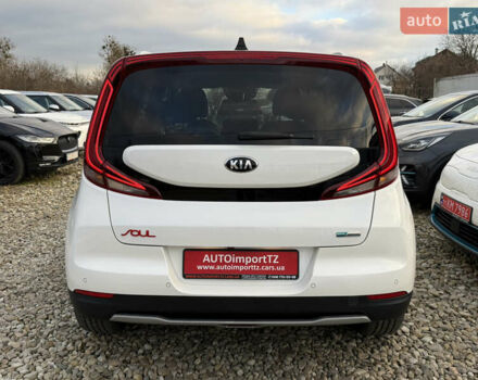 Белый Киа Soul, объемом двигателя 0 л и пробегом 26 тыс. км за 21500 $, фото 19 на Automoto.ua