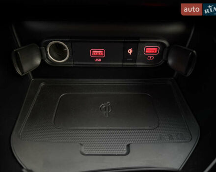 Белый Киа Soul, объемом двигателя 0 л и пробегом 26 тыс. км за 21500 $, фото 71 на Automoto.ua