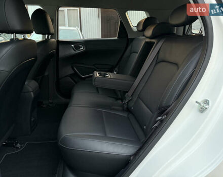 Белый Киа Soul, объемом двигателя 0 л и пробегом 26 тыс. км за 21500 $, фото 93 на Automoto.ua