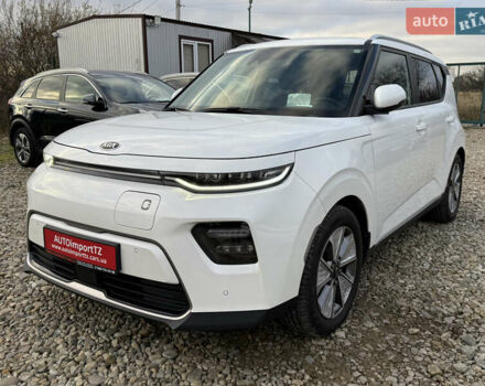 Белый Киа Soul, объемом двигателя 0 л и пробегом 26 тыс. км за 21500 $, фото 14 на Automoto.ua