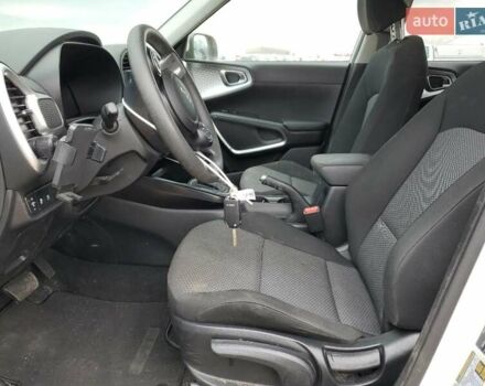 Білий Кіа Soul, об'ємом двигуна 2 л та пробігом 35 тис. км за 6000 $, фото 6 на Automoto.ua