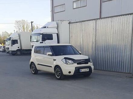 Киа Soul 2009 в Львове на Automoto.ua Белый Киа Soul, объемом двигателя 1.6 л и пробегом 203 тыс. км за 6000 $, фото 1 на Automoto.ua