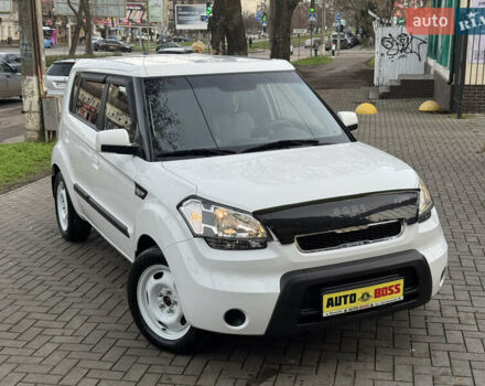 Белый Киа Soul, объемом двигателя 1.59 л и пробегом 119 тыс. км за 7699 $, фото 1 на Automoto.ua