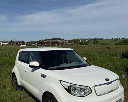 Білий Кіа Soul, об'ємом двигуна 0 л та пробігом 89 тис. км за 7900 $, фото 1 на Automoto.ua