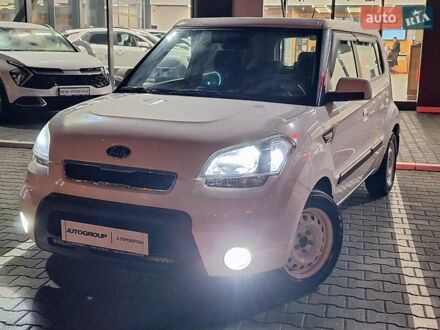 Киа Soul 2011 в Одессе на Automoto.ua Белый Киа Soul, объемом двигателя 1.59 л и пробегом 154 тыс. км за 6300 $, фото 1 на Automoto.ua