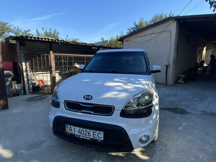 Білий Кіа Soul, об'ємом двигуна 1.59 л та пробігом 197 тис. км за 6500 $, фото 1 на Automoto.ua