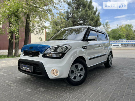 Белый Киа Soul, объемом двигателя 1.6 л и пробегом 80 тыс. км за 7800 $, фото 1 на Automoto.ua