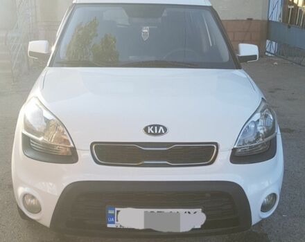 Білий Кіа Soul, об'ємом двигуна 0 л та пробігом 276 тис. км за 8000 $, фото 1 на Automoto.ua