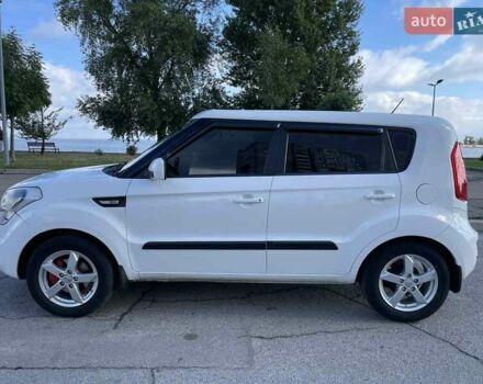 Белый Киа Soul, объемом двигателя 1.59 л и пробегом 251 тыс. км за 7700 $, фото 1 на Automoto.ua