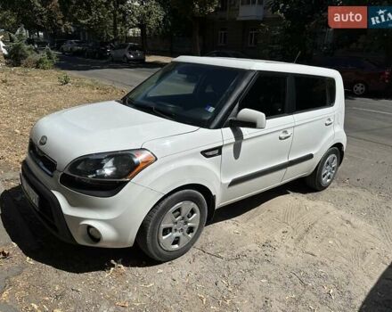 Білий Кіа Soul, об'ємом двигуна 1.59 л та пробігом 140 тис. км за 7500 $, фото 1 на Automoto.ua
