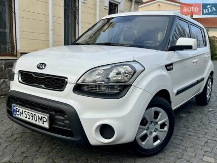 Белый Киа Soul, объемом двигателя 1.6 л и пробегом 95 тыс. км за 7800 $, фото 1 на Automoto.ua