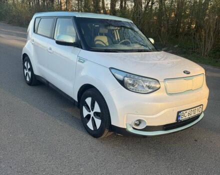 Белый Киа Soul, объемом двигателя 0 л и пробегом 144 тыс. км за 7500 $, фото 1 на Automoto.ua