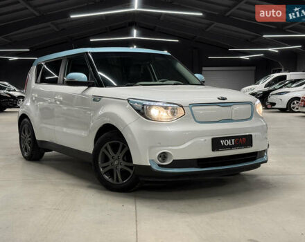 Білий Кіа Soul, об'ємом двигуна 0 л та пробігом 103 тис. км за 6700 $, фото 1 на Automoto.ua