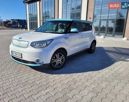 Білий Кіа Soul, об'ємом двигуна 0 л та пробігом 75 тис. км за 6500 $, фото 1 на Automoto.ua